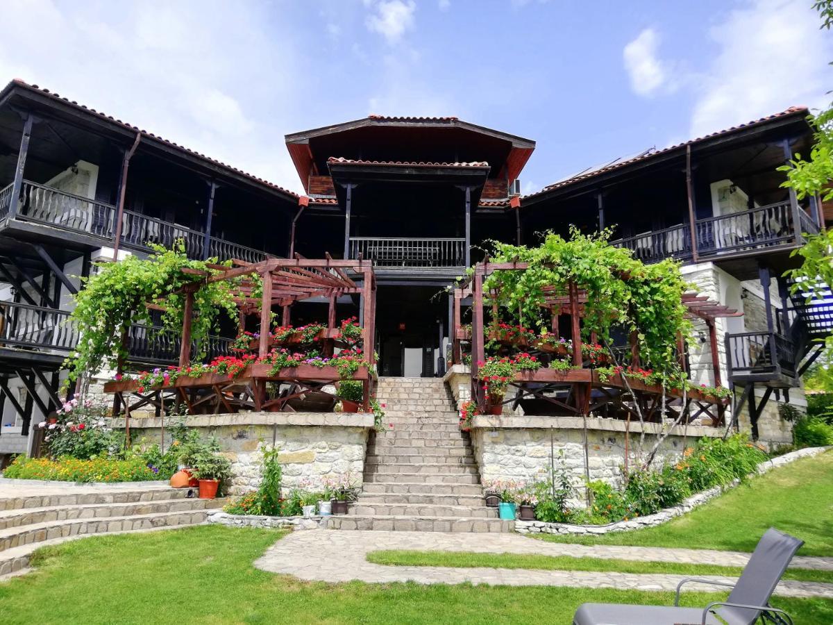 Trifon Zarezan Family Hotel Glavatartsi Zewnętrze zdjęcie