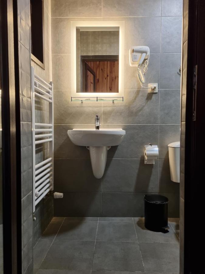Trifon Zarezan Family Hotel Glavatartsi Zewnętrze zdjęcie