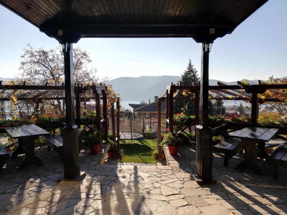 Trifon Zarezan Family Hotel Glavatartsi Zewnętrze zdjęcie