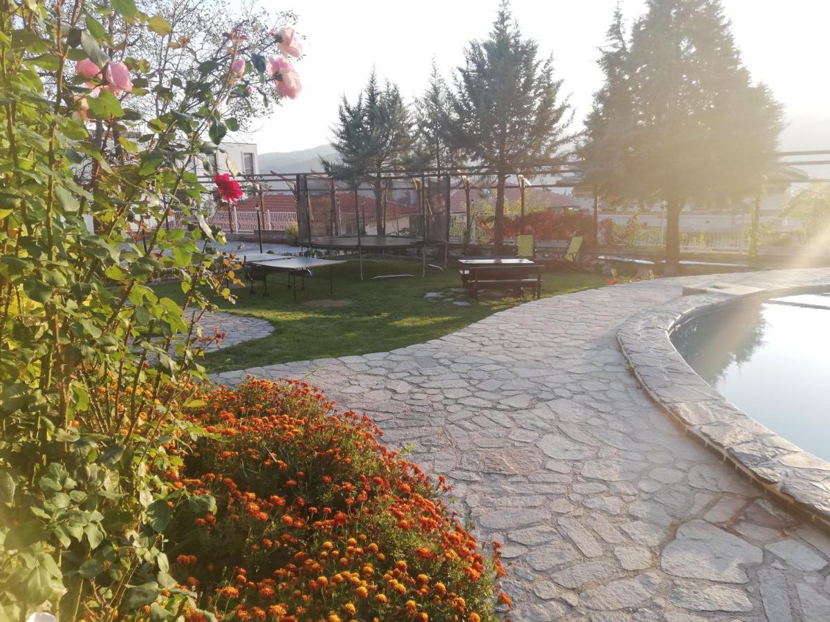 Trifon Zarezan Family Hotel Glavatartsi Zewnętrze zdjęcie